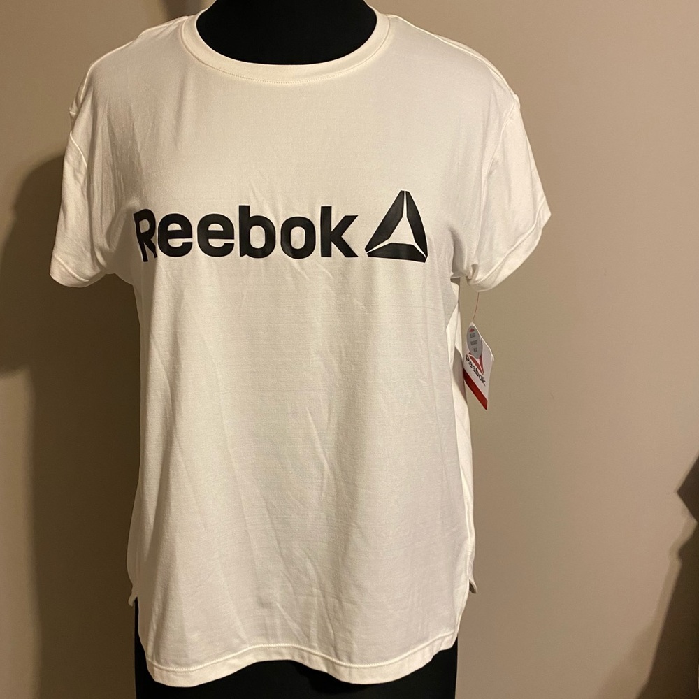 NWT Reebok revolve moisture control tee size M